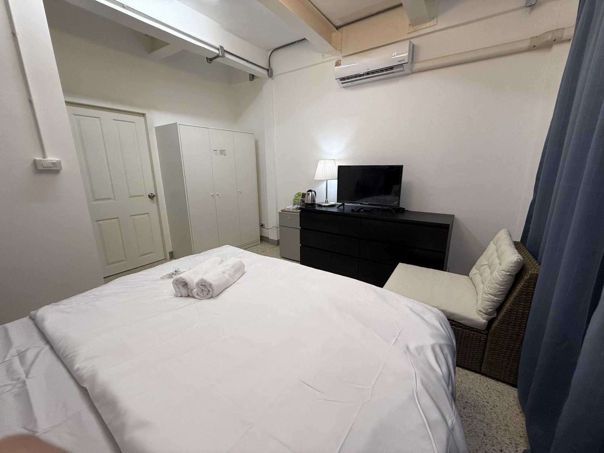 Twenty Two Place Sukhumvit 22 กรุงเทพมหานคร ภายนอก รูปภาพ